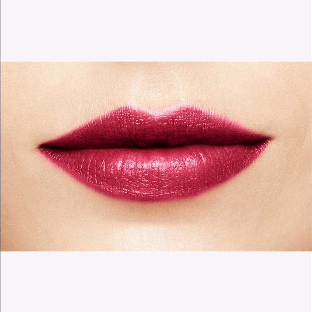 Mary Kay Gel Semi-Shine Lipstick Scarlet Red - Picture 15 of 16